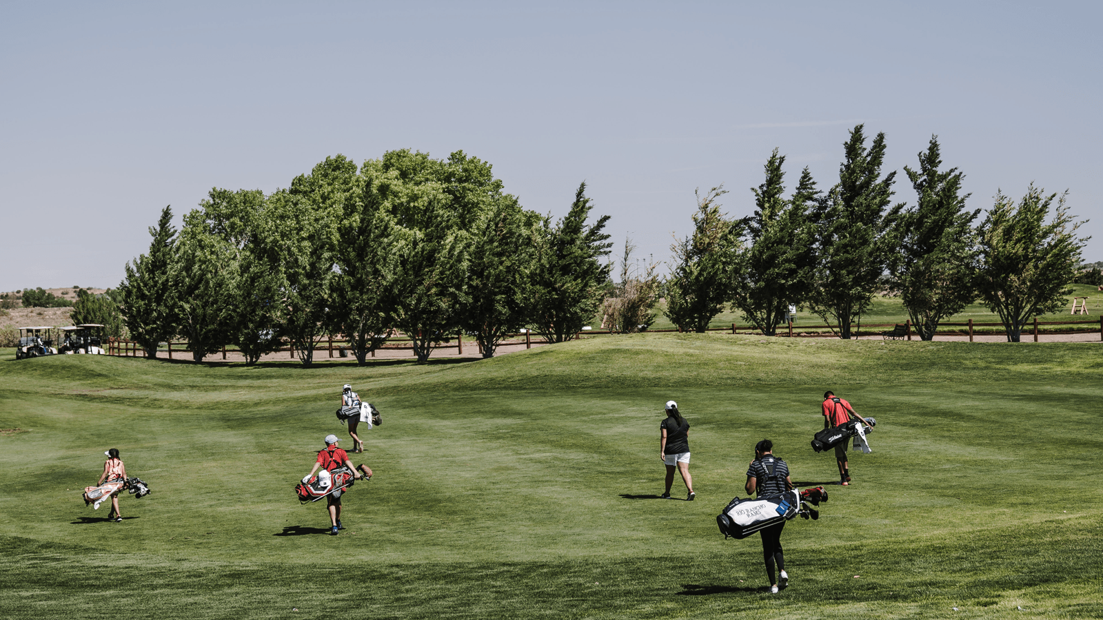 4-ly-do-de-yeu-golf-tai-sao-day-la-thoi-diem-tuyet-voi-de-tro-thanh-golfer